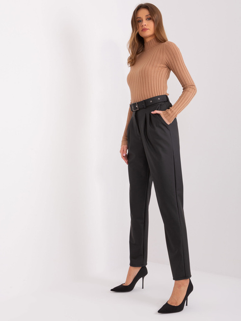 Hurtownia Czarne spodnie z ekoskóry z prostymi nogawkami