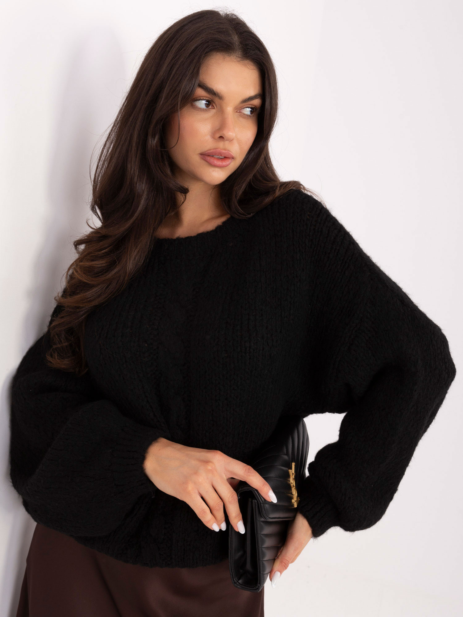 Sweter czarny