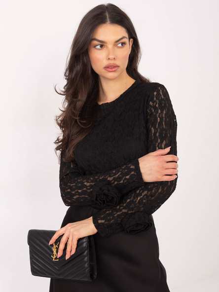 Czarna koronkowa bluzka z drapowaniem