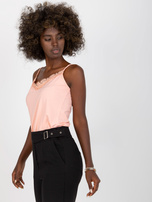 Hurtownia online Brzoskwiniowy top na ramiączkach z koronką 