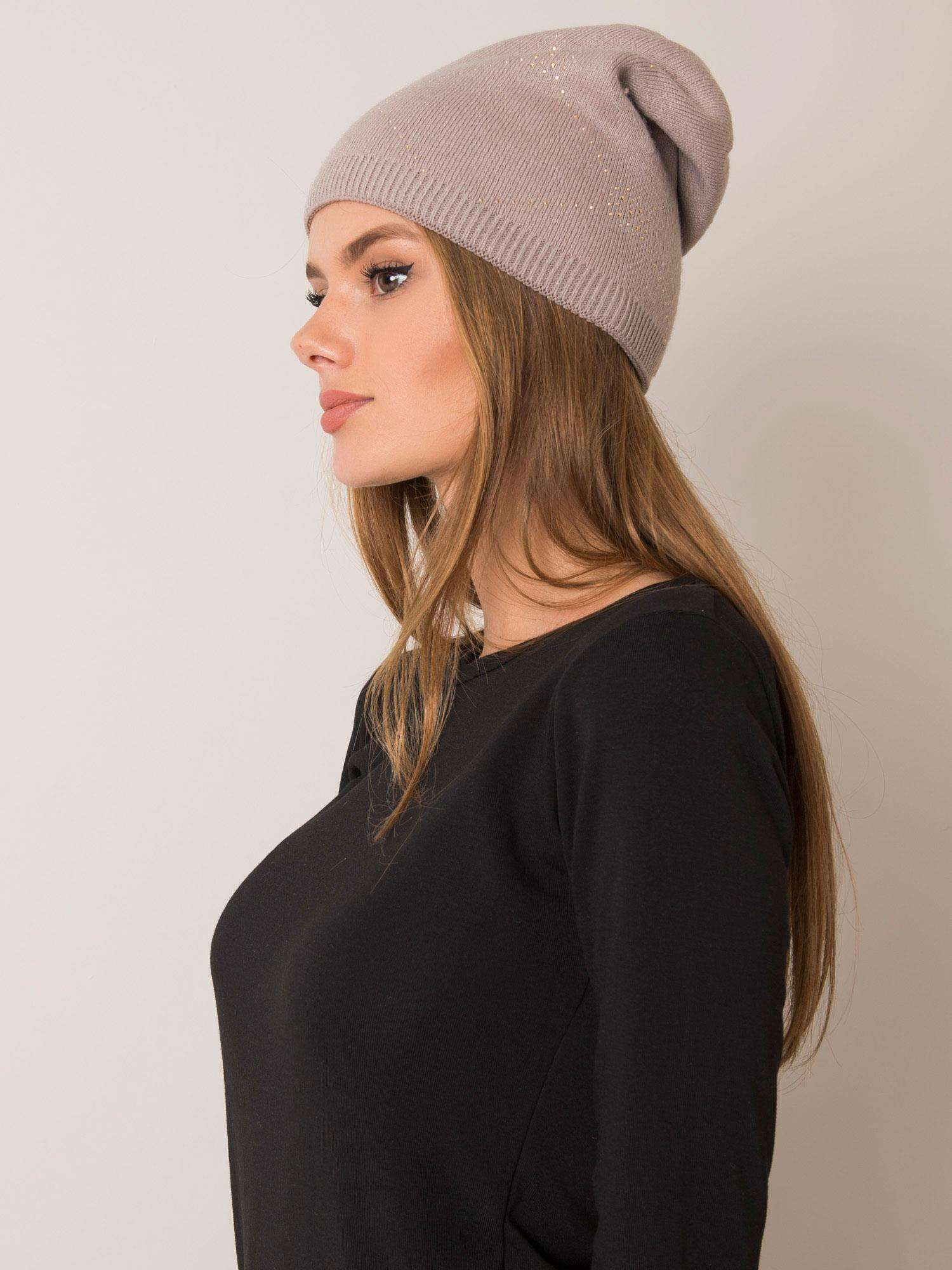 Beżowa czapka beanie RUE PARIS
