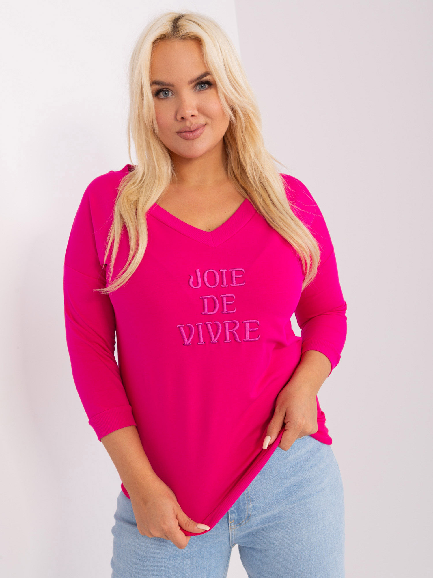 Fuksjowa damsa bluzka plus size z dekoltem V