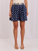 Dunkelblaue Sommer-Shorts mit weitem Bein.