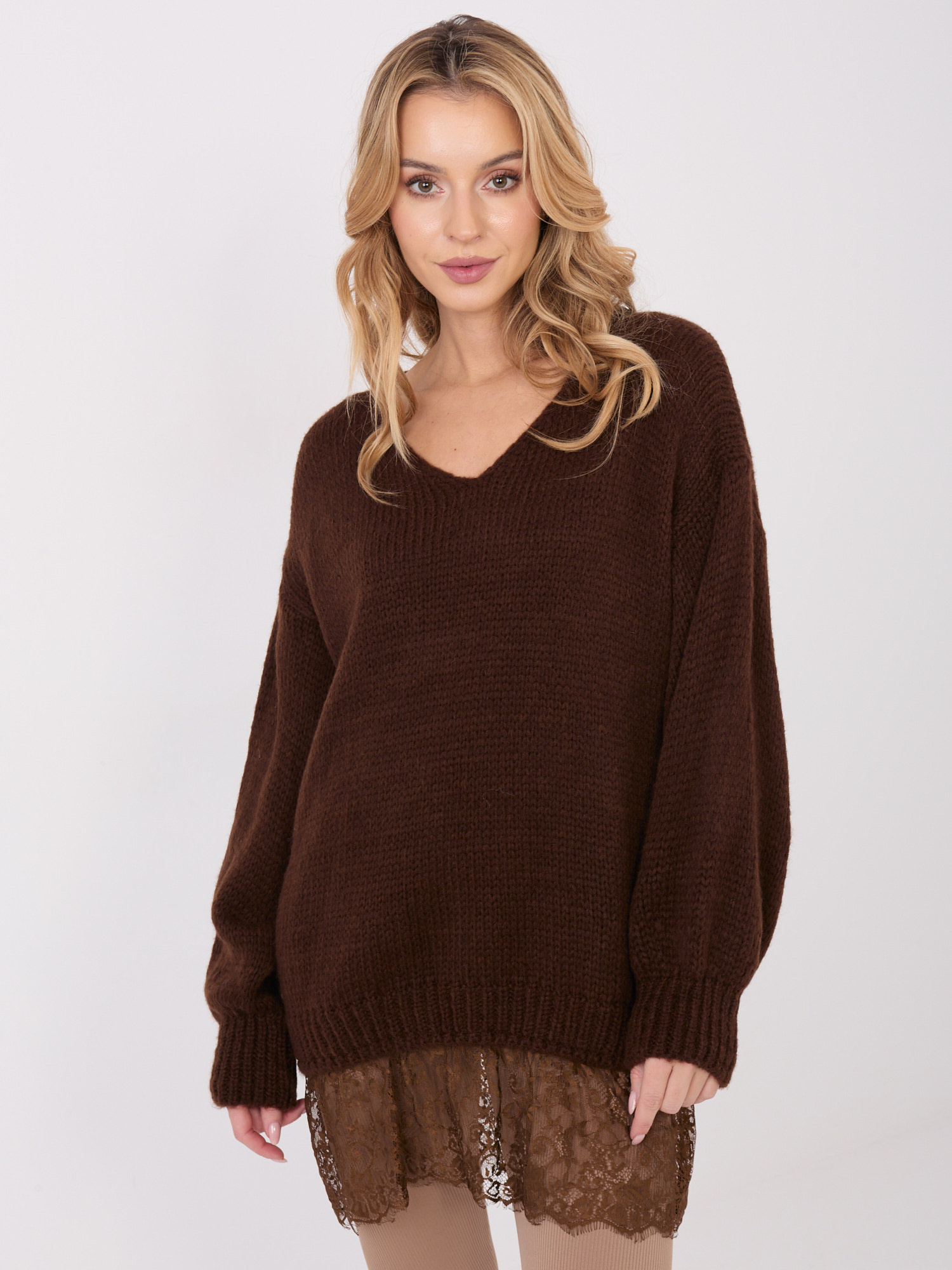 Sweter ciemny brązowy