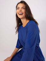 Hurt Kobaltowy prążkowany komplet casualowy z paskiem