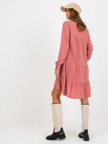 Hurt Brudnoróżowa damska sukienka oversize z falbaną SUBLEVEL