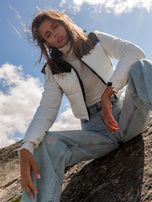 Hurt Czarno-biała pikowana kurtka zimowa z kieszeniami 