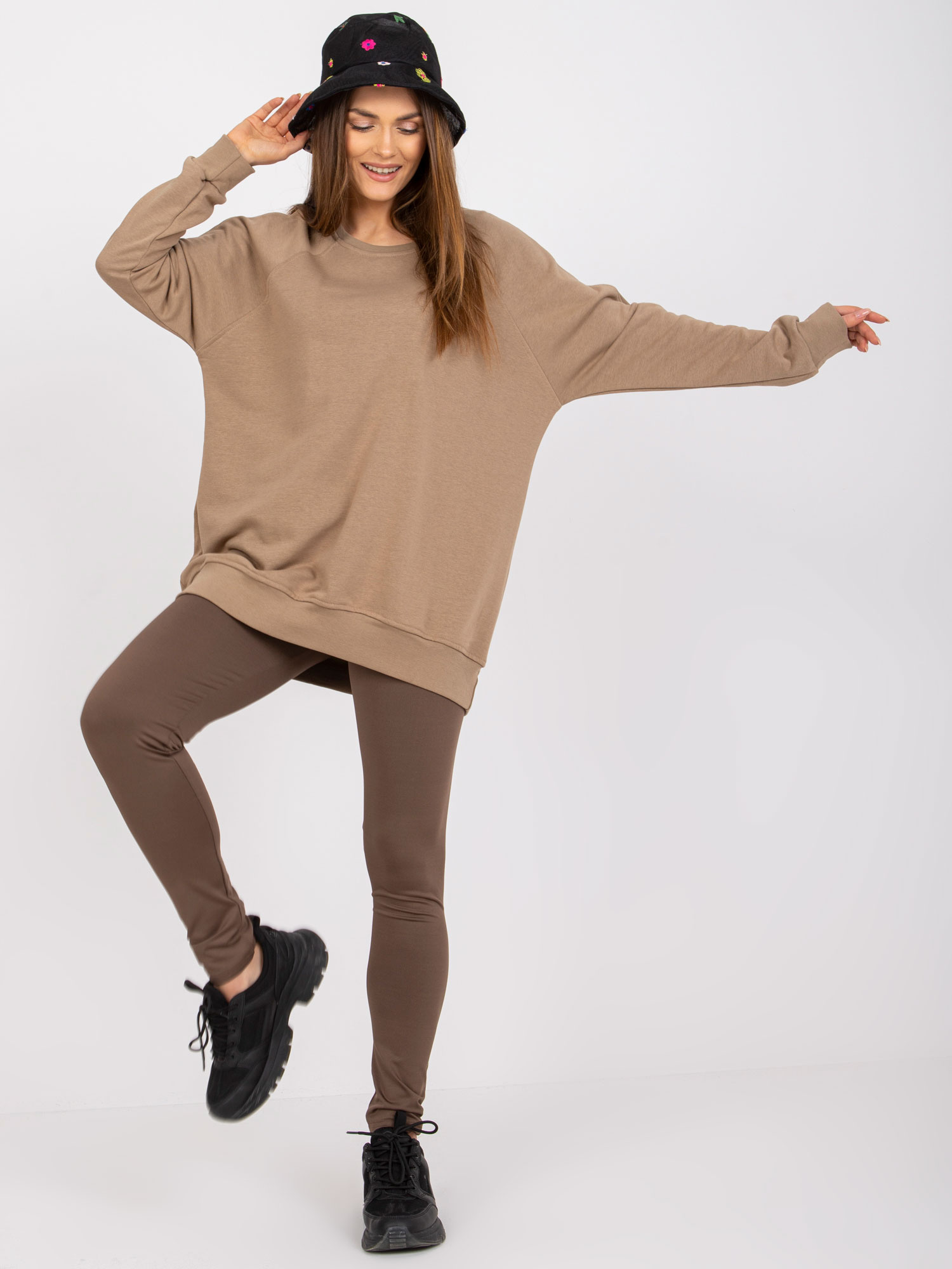 Dunkelbeige Basic Kapuzenpullover Remy.