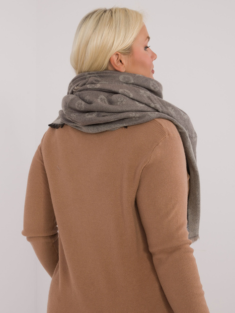 Hurt Szaro-beżowy duży szal damski z dzianiny we wzór