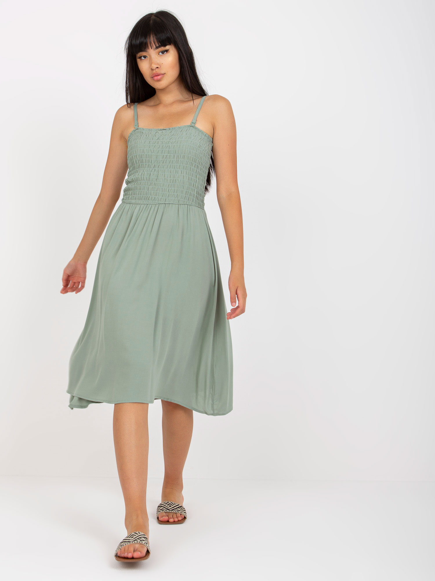 Hurtownia online Khaki midi sukienka na ramiączkach FRESH MADE 