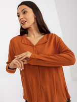 Hurtownia Jasnobrązowa bluzka koszulowa z wiskozy 