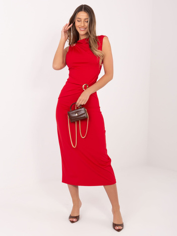 Czerwona midi sukienka z lejącym dekoltem RUE PARIS