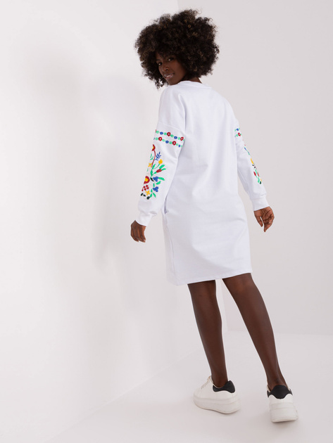 Hurt Biała sukienka dresowa z haftem na rękawach RUE PARIS