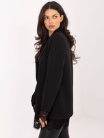 Czarna wizytowa marynarka z aplikacjami