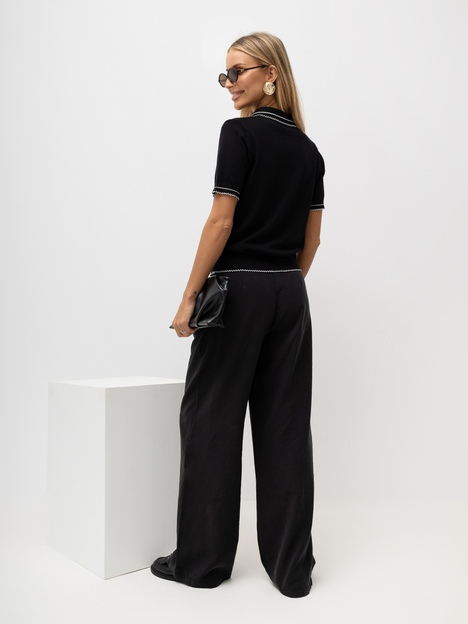 Balta marškiniai su plačiomis rankovėmis Cristina.