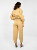 Camelowe bawełniane spodnie carrot 