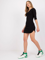 Czarna dopasowana sukienka w prążek Danielle RUE PARIS 