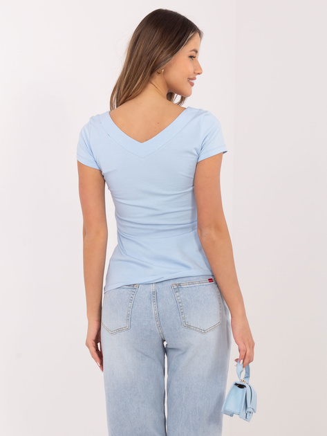 Jasnoniebieska bluzka basic z dekoltem V RUE PARIS