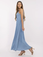 Niebieska letnia sukienka na ramiączkach