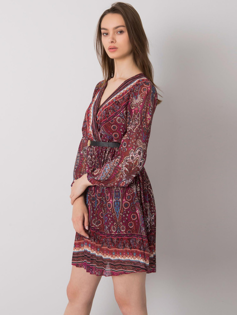 Bordowa sukienka plisowana we wzory Carmona