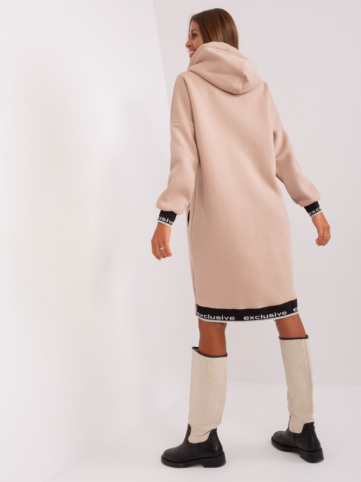 Hurt Beige long zip-up hoodie with pockets.