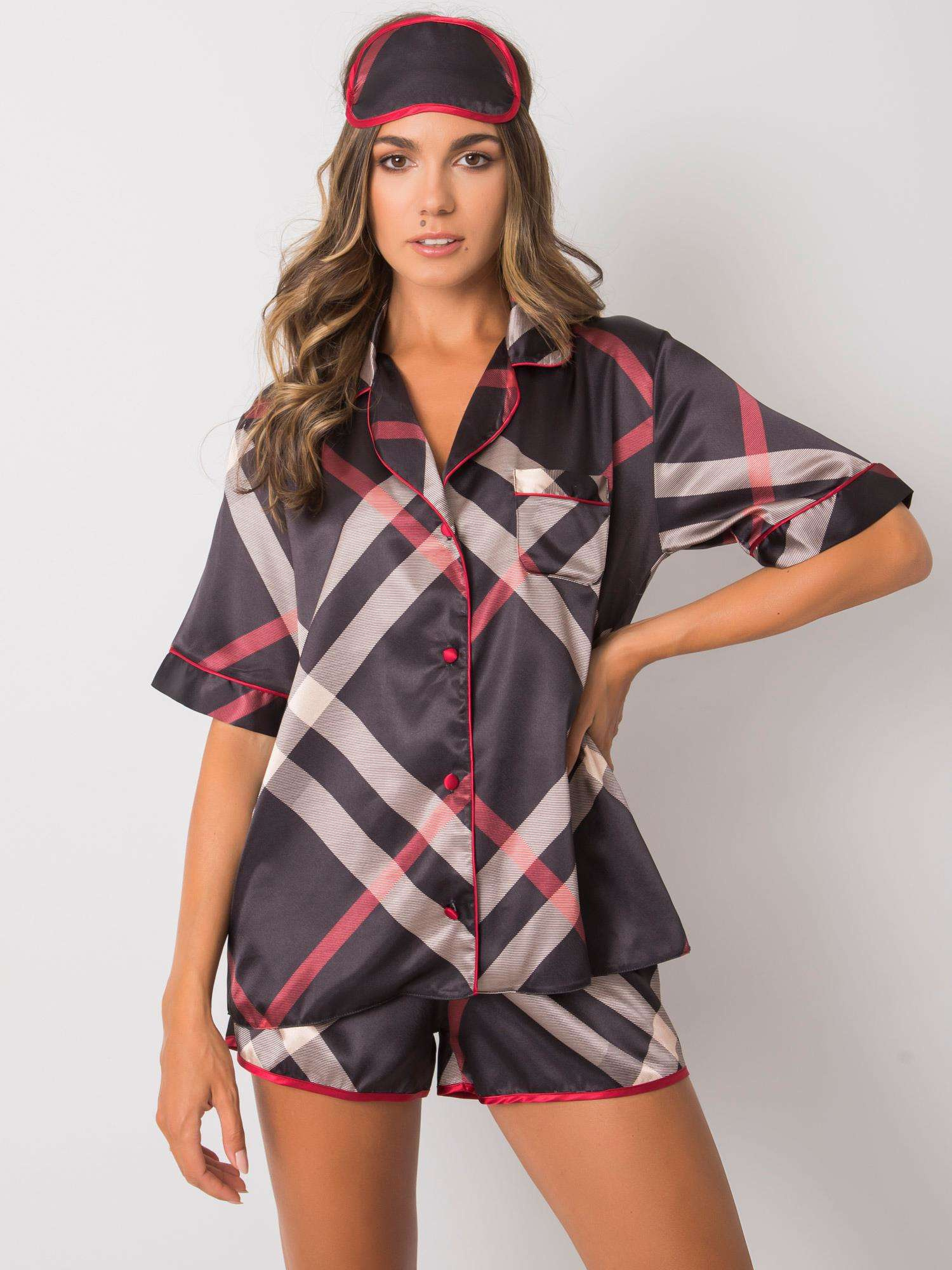 Black Two-Piece Plaid Pyjamas