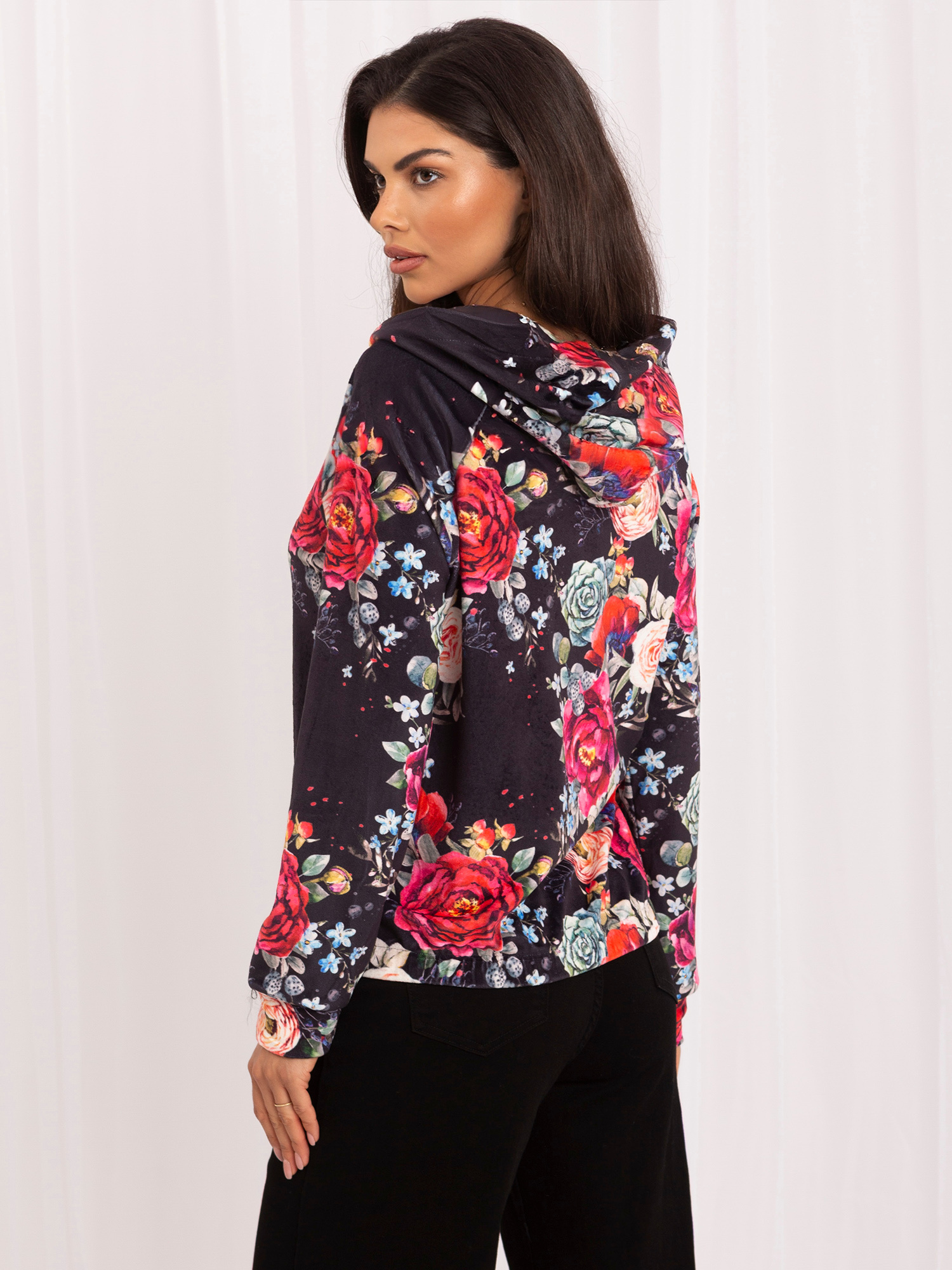 Czarna welurowa bluza rozpinana z printem RUE PARIS
