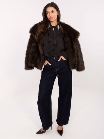 Czekoladowa wizytowa bluzka z ozdobnym kołnierzem