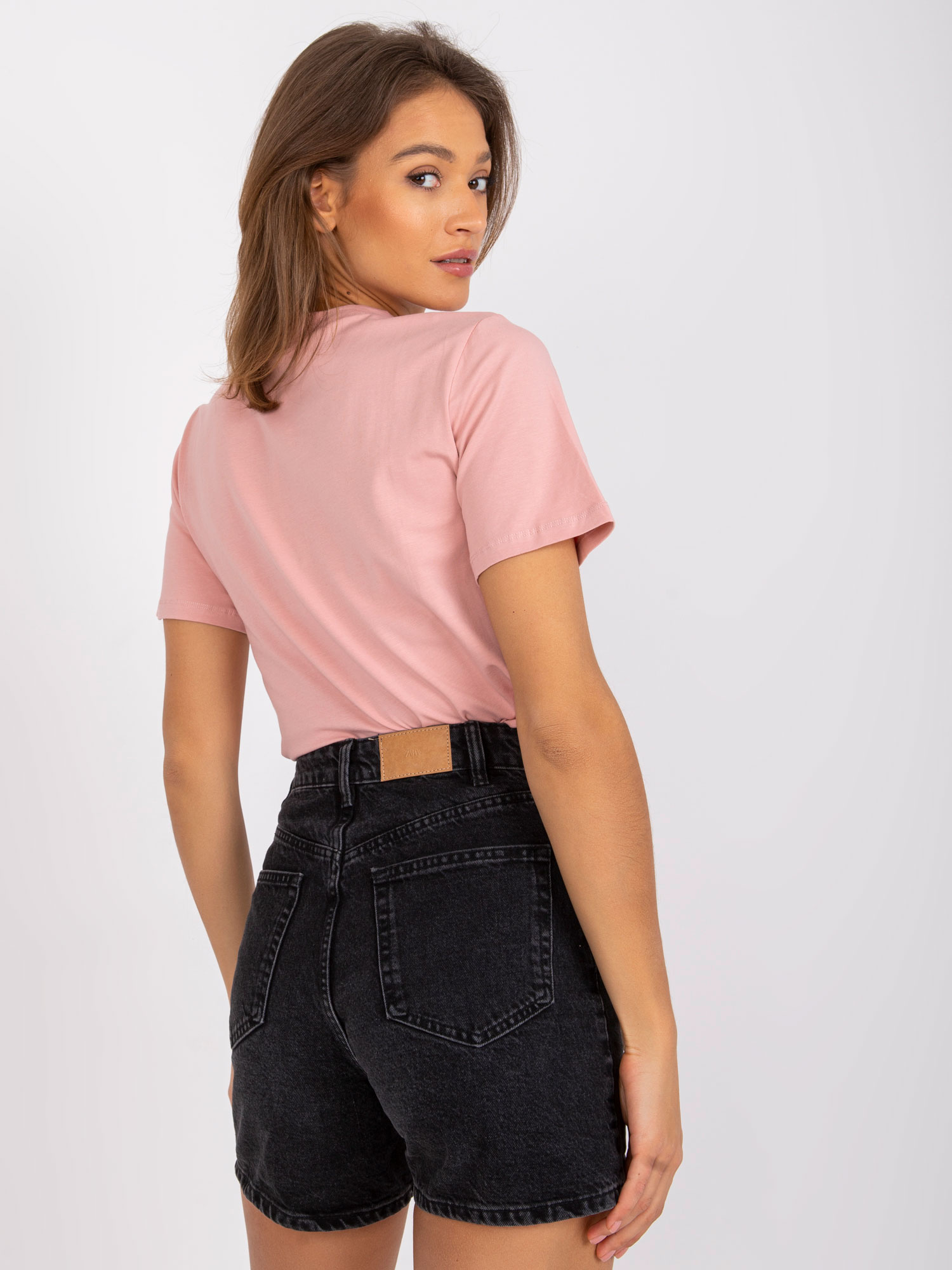 Jasnoróżowy t-shirt damski z okrągłym dekoltem Jade