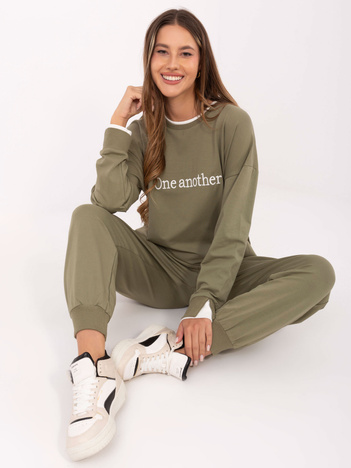 Khaki dwuczęściowy komplet z bawełny