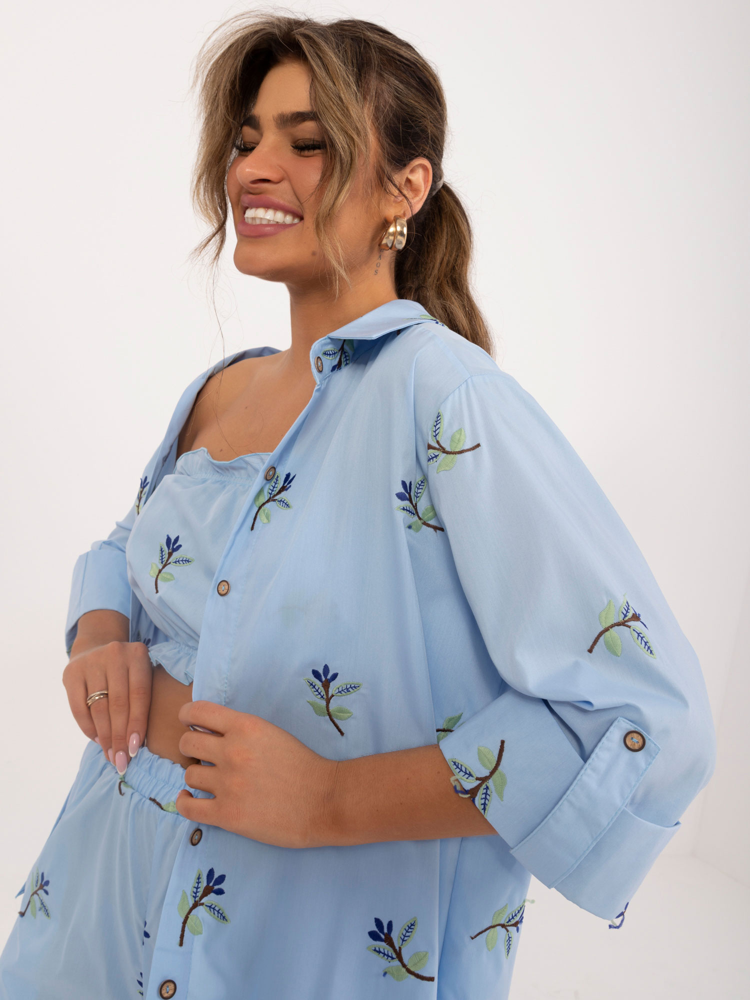 Hurt light blue three-piece summer set made of cotton.