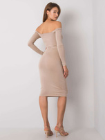 Beige Kleid angepasst Margaux RUE PARIS.