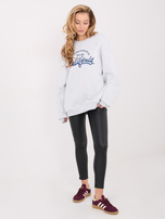 Jasnoszara ocieplana bluza z napisem