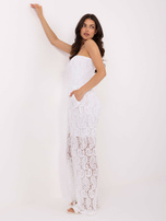 Biały koronkowy kombinezon ze spodniami