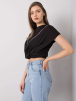 Czarny t-shirt z naszyjnikiem Arianna RUE PARIS