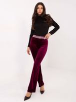 Bordowe welurowe spodnie z ozdobnym pasem