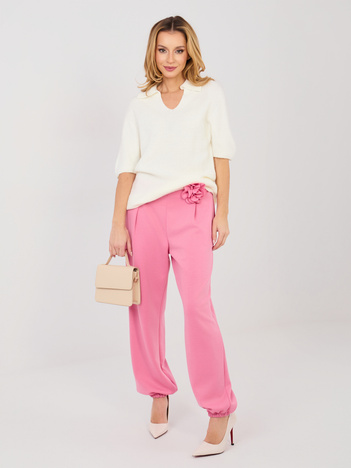 Różowe dresowe spodnie w eleganckim stylu