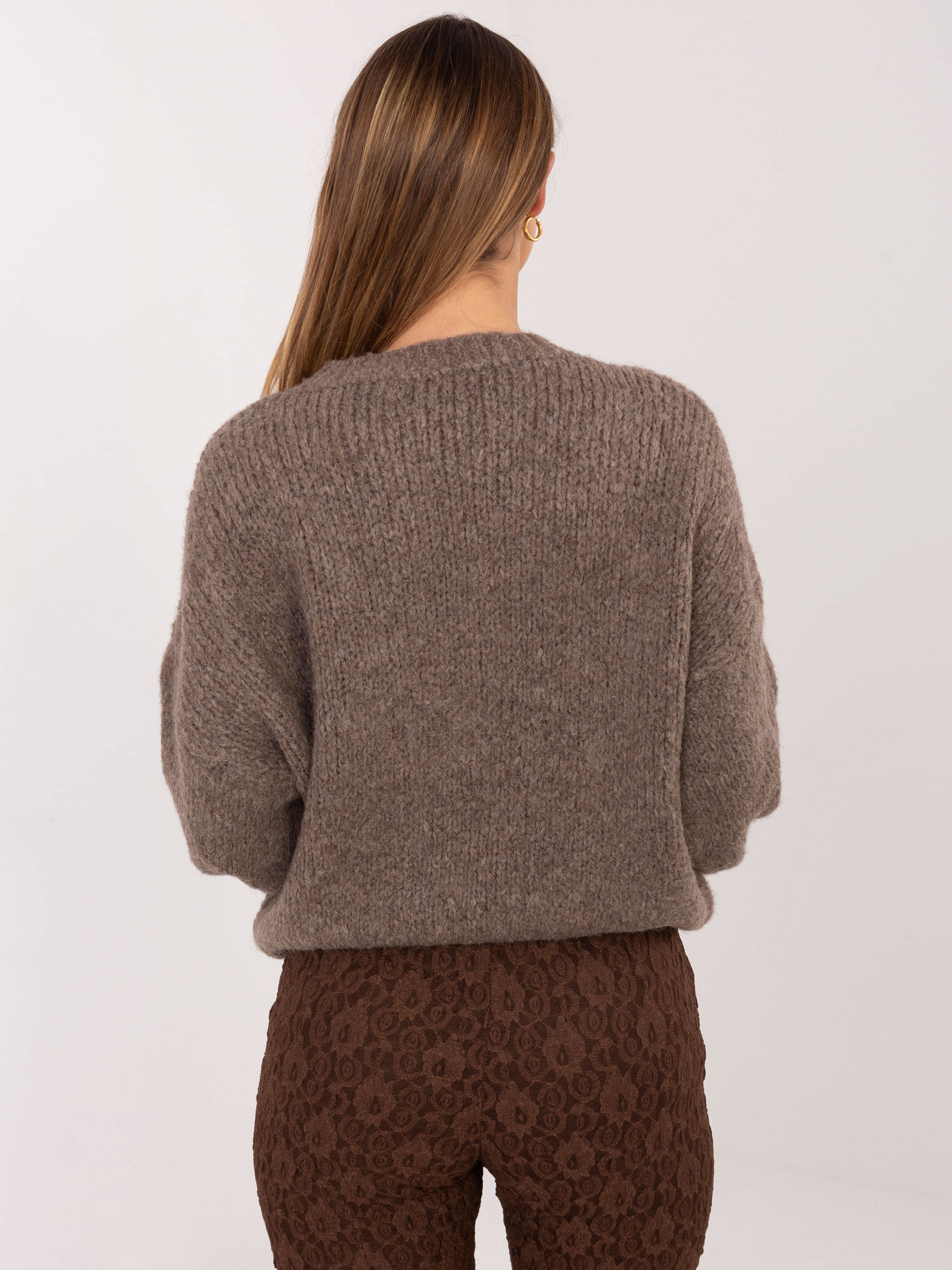 Sweter ciemny bezowy