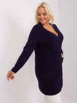 Hurtownia Granatowy sweter plus size z dzianiny
