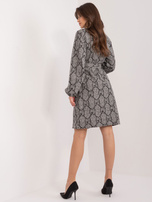 Hurtownia Szaro-czarna sukienka dzianinowa z guzikami