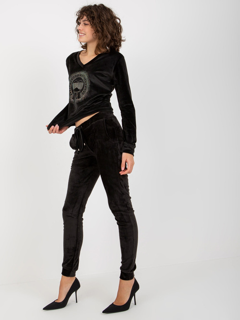 Hurt Czarny damski komplet welurowy z aplikacją z dżetów