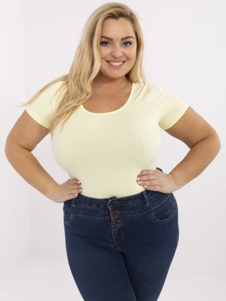 Jasnożółty t-shirt plus size z okrągłym dekoltem RUE PARIS 