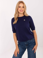 Dunkelblauer Damenpullover mit rundem Ausschnitt.