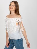 Hurtownia Biała damska bluzka hiszpanka z koronką