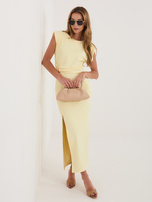 Jasnożółta drapowana sukienka z rozcięciem RUE PARIS 