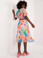 Hurt Jasnobeżowa rozkloszowana sukienka z paskiem