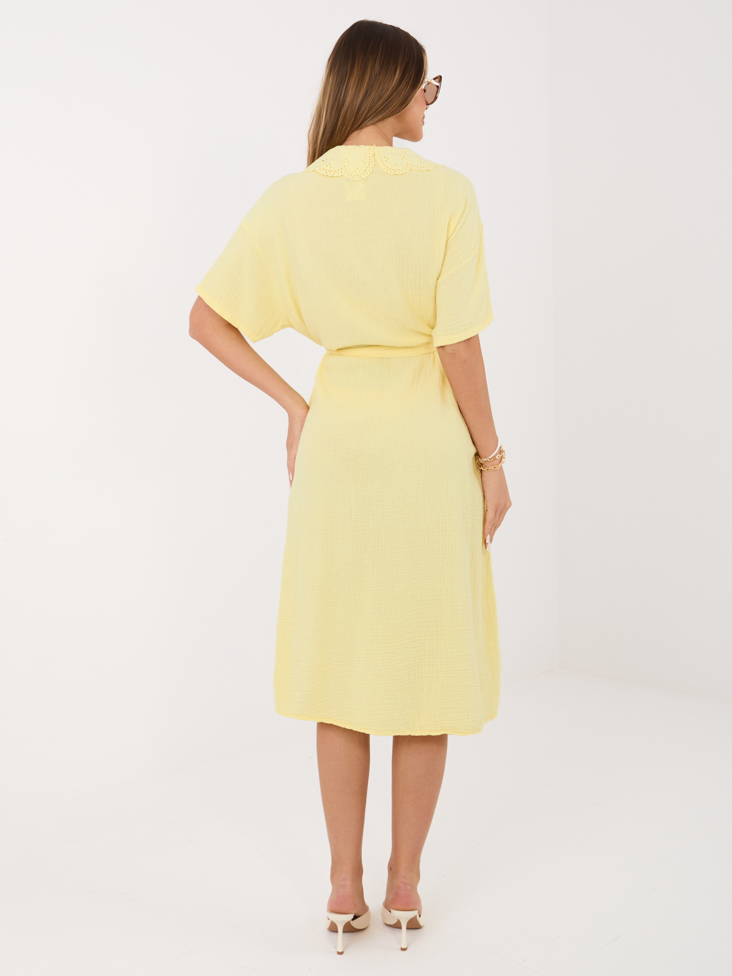 Jasnożółta koszulowa sukienka na lato