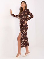 Brązowa midi sukienka z kopertowym dekoltem