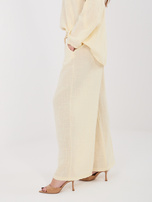 Jasnożółte szerokie spodnie na lato