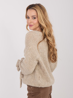Ciemnobeżowy sweter w jednolitym kolorze 